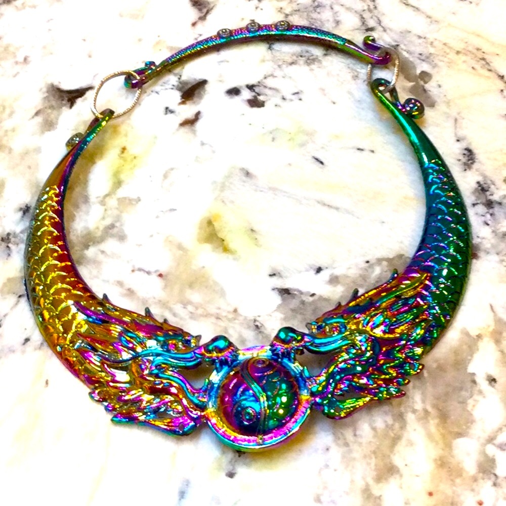 - - Beautiful metal necklace